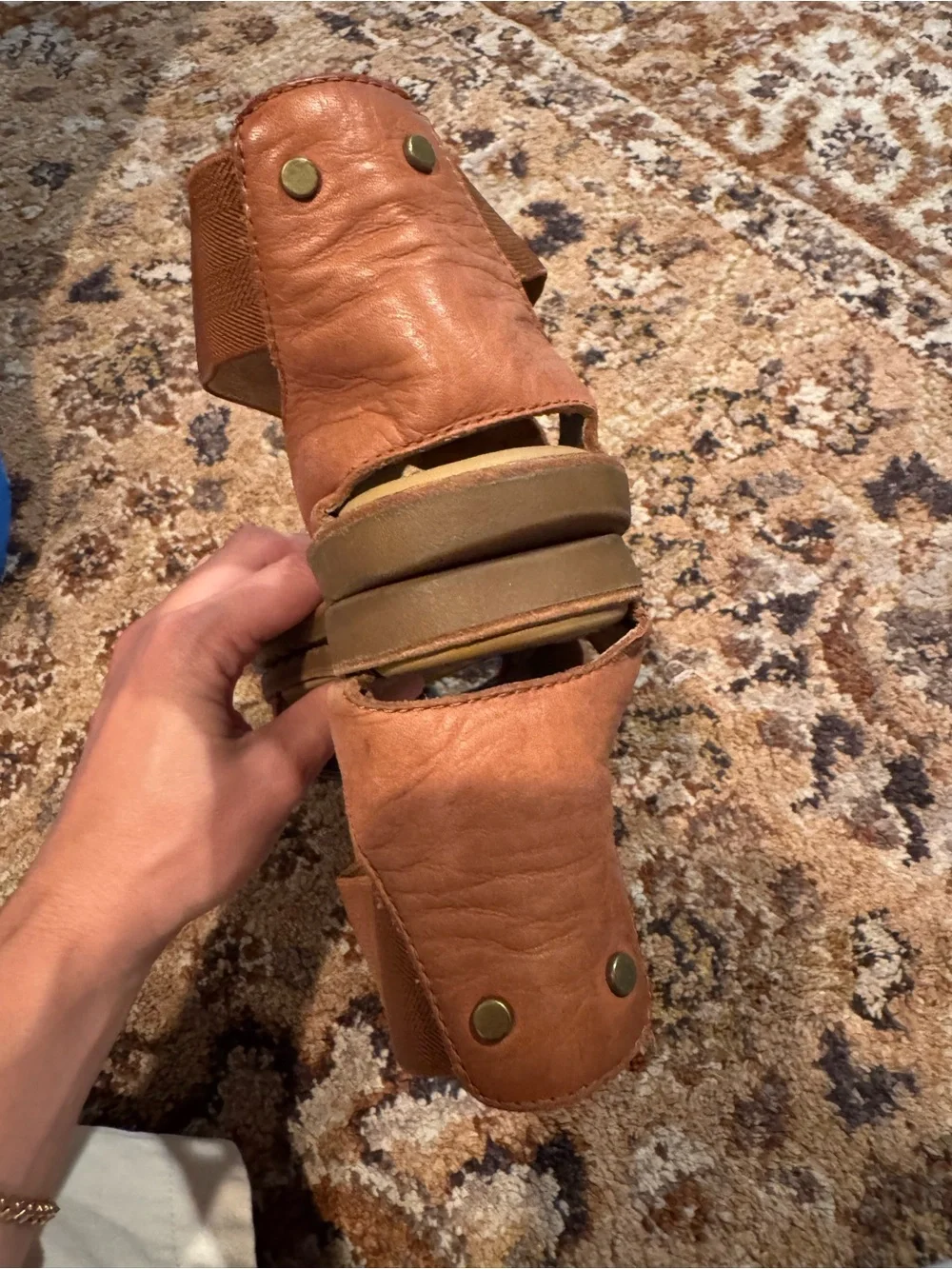 Sorel Ella III Leather & Elastic Flat Sandal size 9